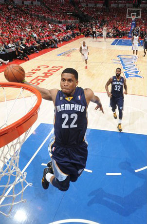 人手不足的 人手不足的