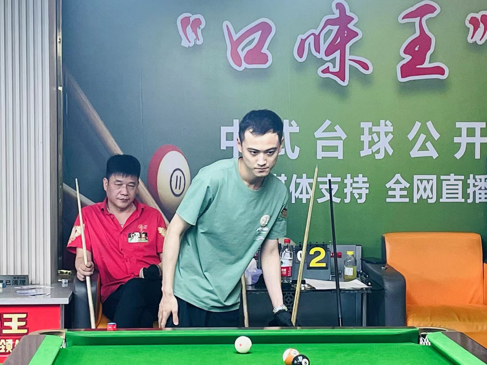 后卫伤个没完，瓜迪奥拉遇到大挑战！冬季转会窗曼城开追格伊